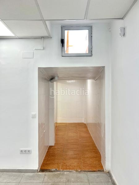 Foto c7e5b1f5-f1f9-4db0-881b-3e4af9976a91. Local commercial dans L´Hort de Senabre Valencia