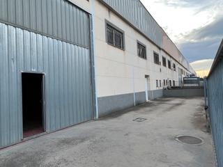 Fabrikhalle  Partida pascualeta. Nave de 790 m² en paiporta