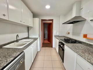 Pis  Carrer d'ignacio zuloaga 27. Se vende vivienda en nazaret