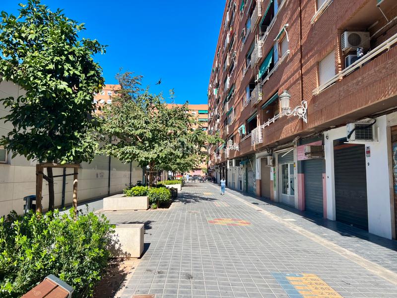 Foto d71e6cc4-5cca-423e-9836-546bb150c20b. Business premise in L´Hort de Senabre Valencia