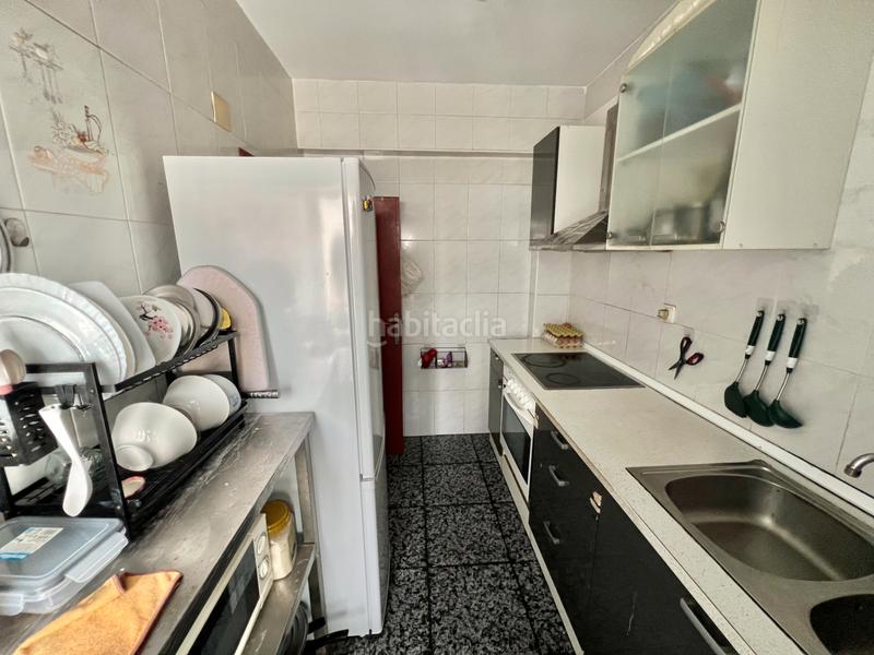 Foto 98a00fe2-d370-443f-9453-9b6a046b9c9d. Flat in Avenida de la Paz Xirivella