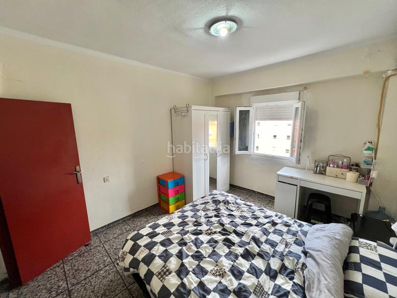 Foto c8459ee3-f4b2-4919-b492-60cdee95824e. Flat in Avenida de la Paz Xirivella