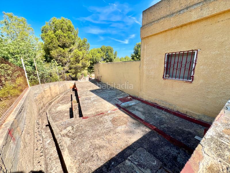 Foto a1692f0b-8a24-4fef-b941-9dadc0162932. Chalet in calle diseminado 9503 in Turís