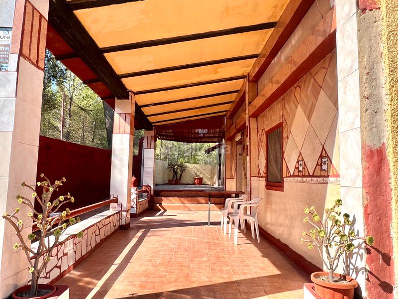 Foto cc408e8f-1634-40f3-a4a0-a7286d1c2fcf. Chalet in calle diseminado 9503 in Turís