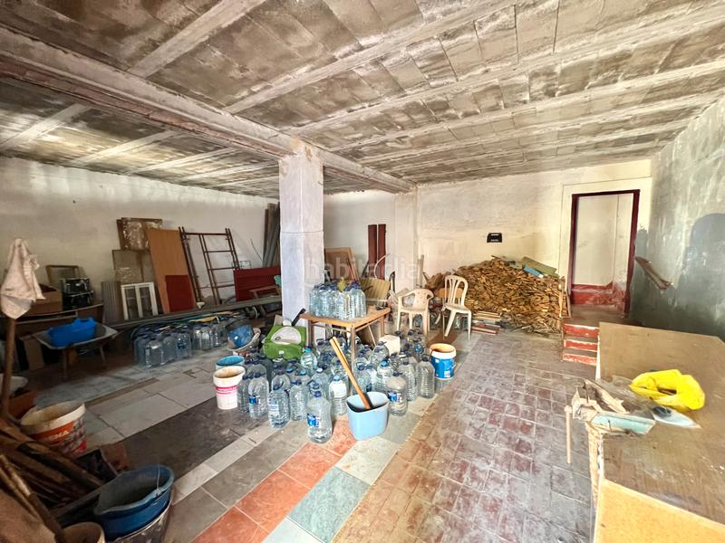 Foto db60bc5d-fca2-4d72-b31f-4db72078f115. Chalet in calle diseminado 9503 in Turís