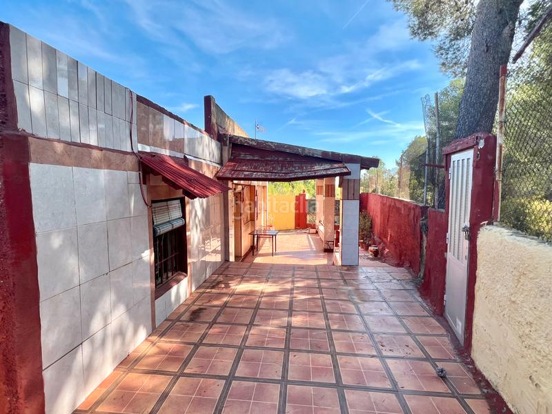 Foto e5ada133-be54-4823-bf54-29261e5e3213. Chalet in calle diseminado 9503 in Turís