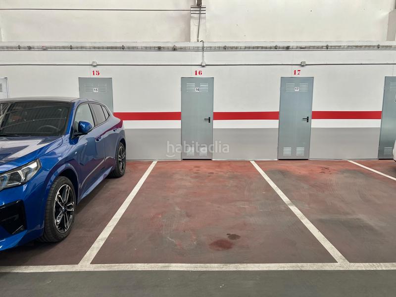 Foto 2cd8b18e-f02b-40e3-82d7-1b98ce8842fe. Car parking in Nou Moles Valencia