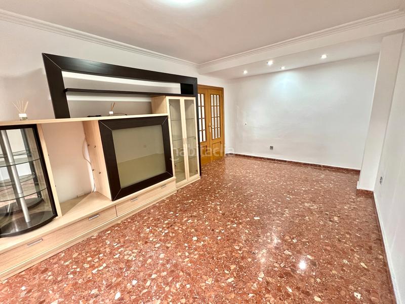 Foto 63ae623d-fb08-47b9-a966-74a9870b90ef. Alquiler piso se alquila vivienda vacía e en Camí Reial Torrent