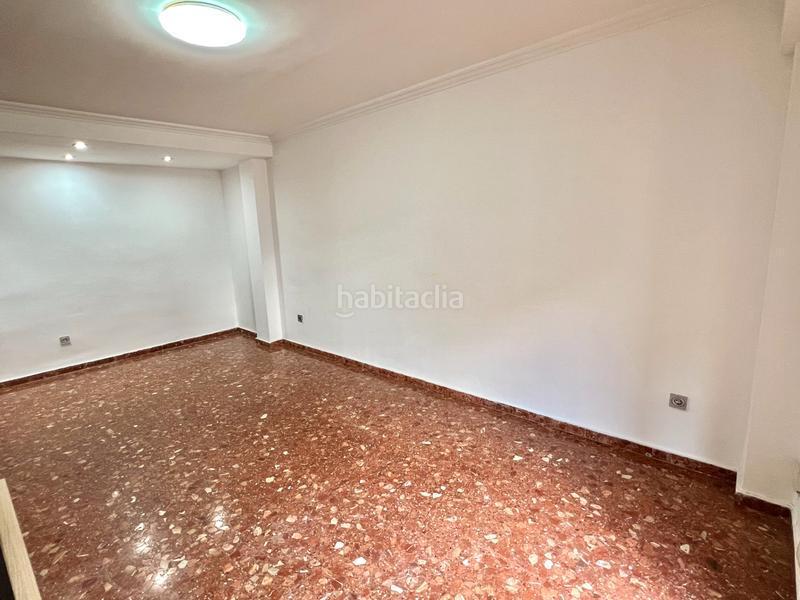 Foto 93c1f3a6-7bd3-45ce-9075-5a6175c32101. Alquiler piso se alquila vivienda vacía e en Camí Reial Torrent