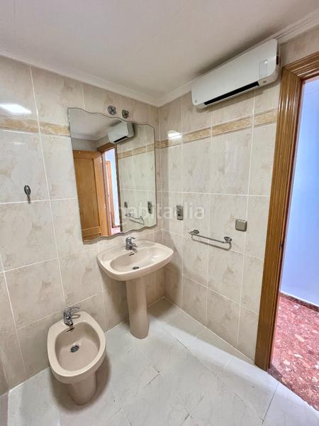 Foto 3bfa891f-78d5-4694-8126-06ed96e42971. Location appartement dans Camí Reial Torrent