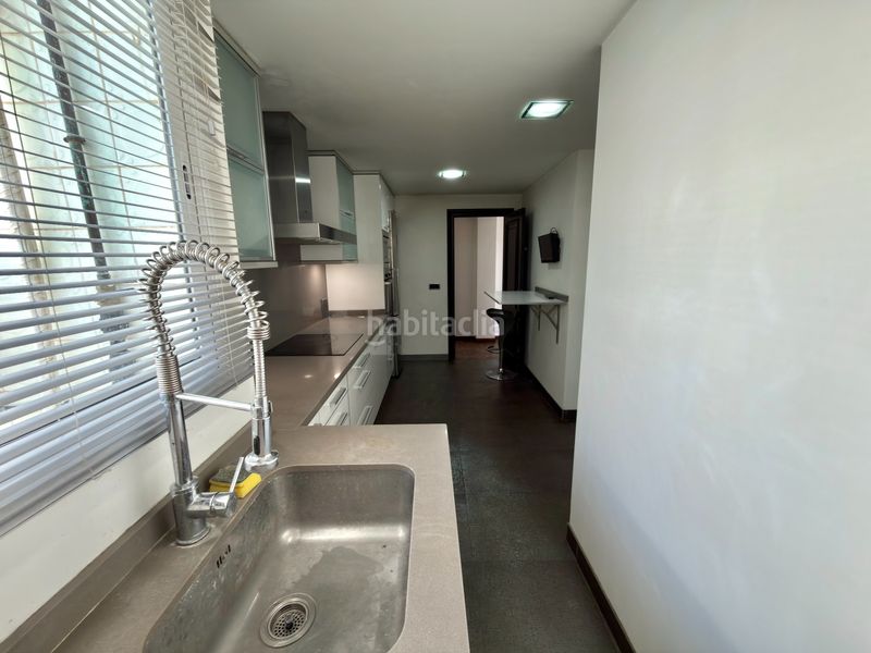 Foto ad85de22-f024-4960-8217-40054bd0572c. Àtic a Benetússer