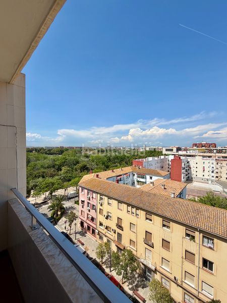 Piso en muy buen estado para entrar a vivir en Valencia - Imagen 14