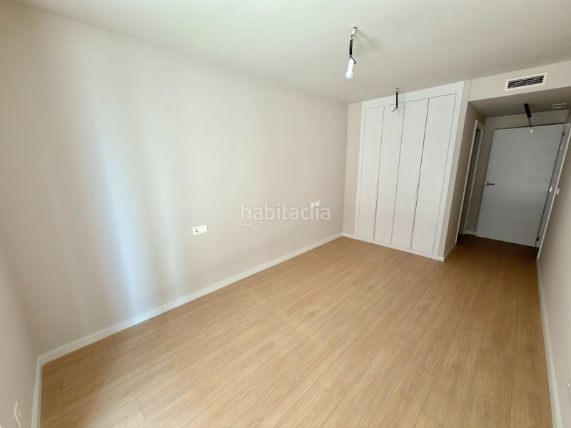 Foto 2407f3f2-4dce-4549-a720-bade91438047. Pis a calle doctor domagk 2 a Russafa Valencia