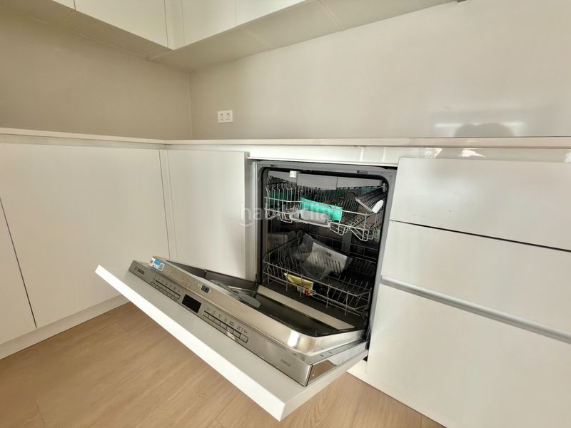 Foto 2a8c315e-19fe-4cbf-9912-71e2a7ca85dc. Pis a calle doctor domagk 2 a Russafa Valencia