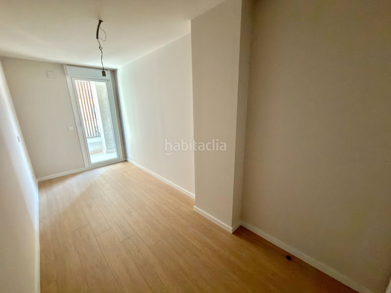 Foto 78b20440-65a6-4836-9a01-a2dd9f8e3250. Pis a calle doctor domagk 2 a Russafa Valencia