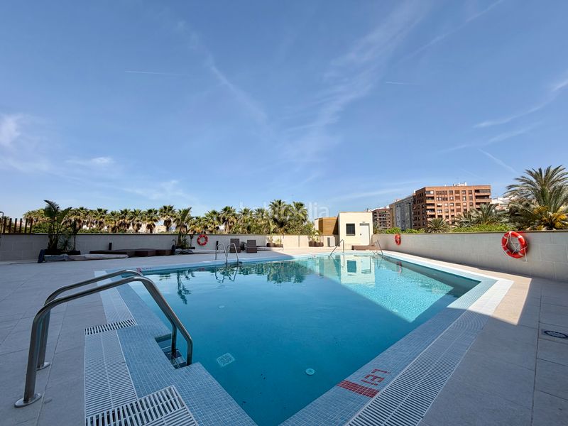 Foto b8264dd8-3959-426b-a932-e562c0b2a398. Pis a calle doctor domagk 2 a Russafa Valencia