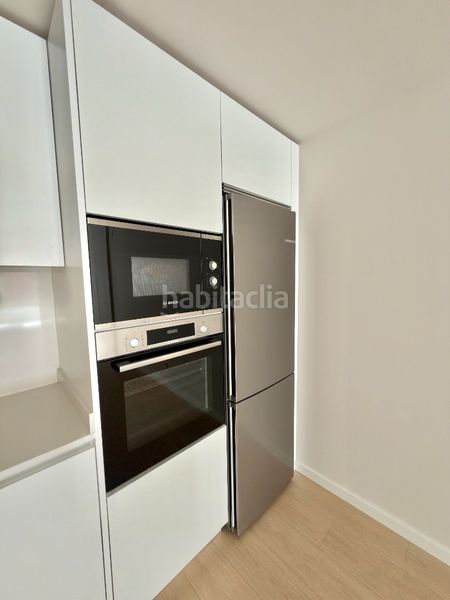 Foto d0d21441-4334-41b9-81f2-25cb4010d451. Pis a calle doctor domagk 2 a Russafa Valencia