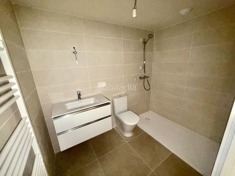 Foto f3d0ff5a-f78e-4db7-b533-6223c62e301f. Pis a calle doctor domagk 2 a Russafa Valencia