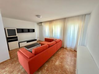 Rent Flat in Carrer del litògraf pascual i abad 12. Se alquila piso amueblado junto a avda gaspar aguilar