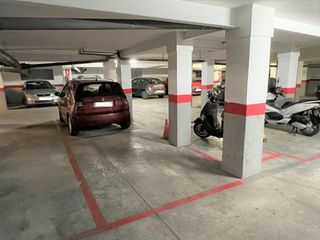 Affitto Posto moto in Plaça de l'escultor frechina 17. Se alquilan plazas de garaje para moto