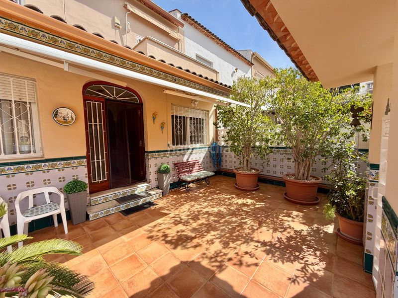 Foto a3cebe83-b326-4f3e-af9b-77d28d042151. Chalet with heating pool in Mas de la Montañeta Torrent