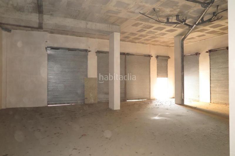 Foto 4cff4198-3103-4137-9b95-87dd5f69ca3e. Locale commerciale in Llagosta (La)