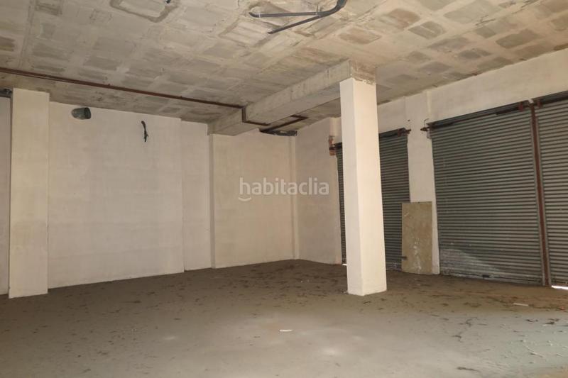 Foto 6c11cd21-1312-4fda-9c5c-a6f2b20c9e18. Locale commerciale in Llagosta (La)