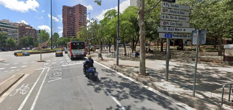 Foto ae6d252a-f2fa-4b6c-8e4c-bba0bdd19b5a. Locale commerciale in Verdum Barcelona