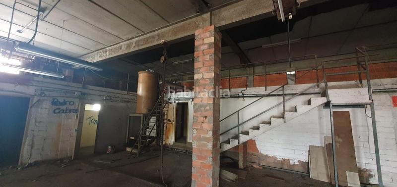 Foto 3132913c-0538-4032-a774-3548c4ecfda9. Fabrikhalle in Ajuntament-Maragall Ripollet