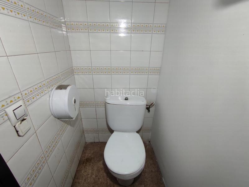 Foto f296378f-b3bc-4995-90d4-a77f7d3cdcd4. Local commercial dans Sant Josep Hospitalet de Llobregat (L´)