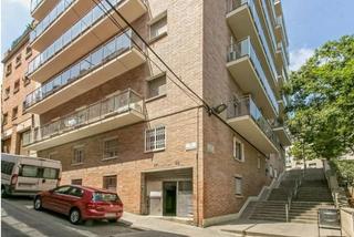 Local commercial  Barcelona - calle marti i alsina. Local en venta en calle marti i alsina, 2729 hortaguinardo  barc