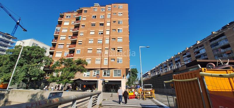 Foto 4708c603-84c7-4c8e-8505-8dd90f75de1f. Bureau dans La Bordeta Barcelona