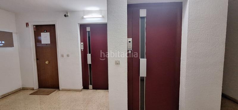 Foto 7450e232-69bf-4f6f-a11b-de59d98abfb9. Bureau dans La Bordeta Barcelona