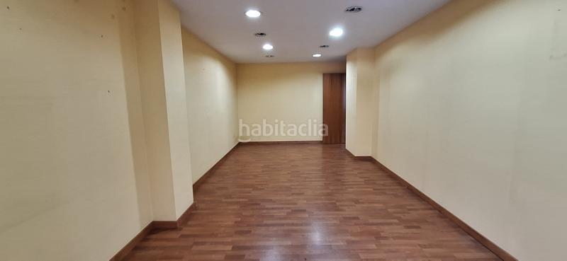 Foto 761752fa-2956-4915-b88d-b9f35c386502. Bureau dans La Bordeta Barcelona