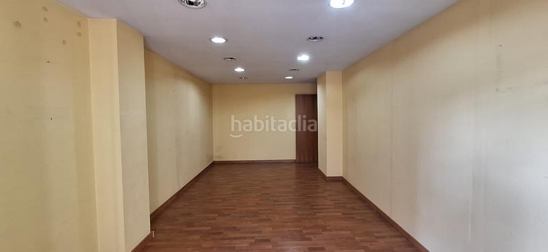 Foto d4bc0383-9158-4dcb-87d6-c8724760e8f5. Bureau dans La Bordeta Barcelona