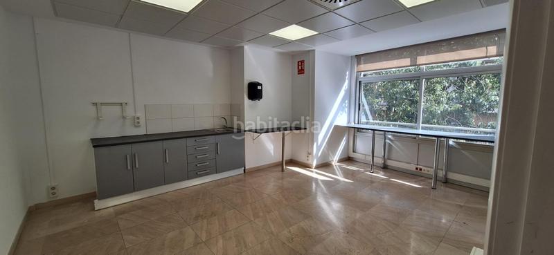 Foto 72e75c1d-d154-4965-b388-b8b70aafde89. Miete büro mit heizung in Barri de les Corts Barcelona
