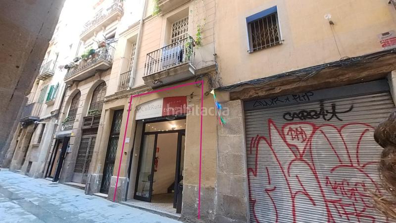 Foto 9db1098f-9ece-4ce1-9f60-fe4f3b44100a. Local commercial dans Gòtic Barcelona