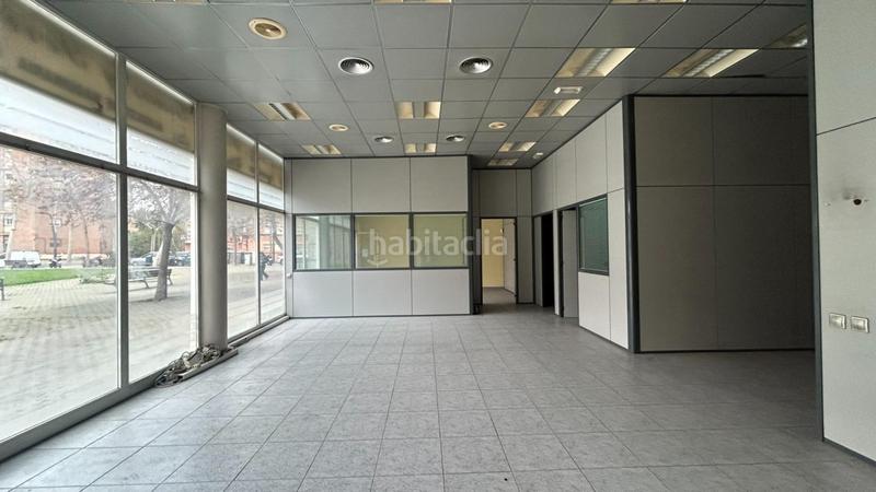 Foto 3a1ffa3e-f6ec-4c45-9367-a8d43078a6c1. Local commercial dans La Marina del Port Barcelona