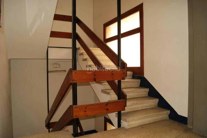 Foto 001dcecf-b9d9-4e9f-845a-00d9d6fbb36d. Alquiler local comercial local en venta o alquiler en calle rosselló, 105 barrio de cerdanyola en Mataró