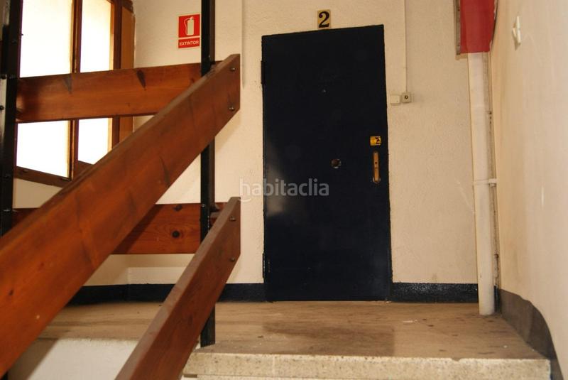 Foto 1efb8a31-32d0-42d5-a158-510fb06189fd. Alquiler local comercial local en venta o alquiler en calle rosselló, 105 barrio de cerdanyola en Mataró