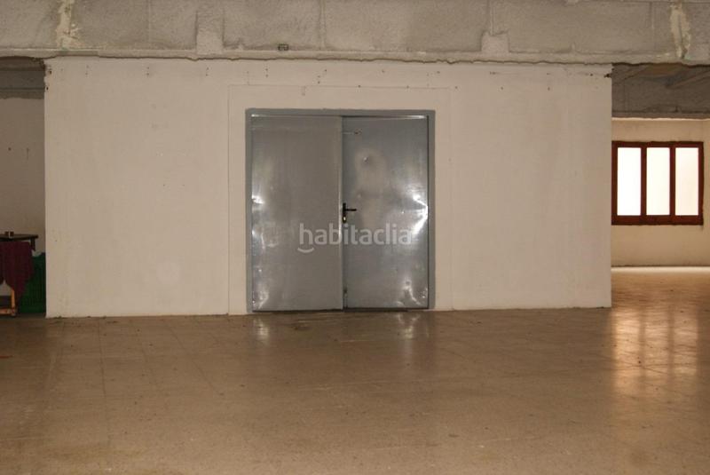 Foto 702cd999-cd3f-4643-8bf6-e4e2846ed212. Rent business premise in Cerdanyola Sud Mataró