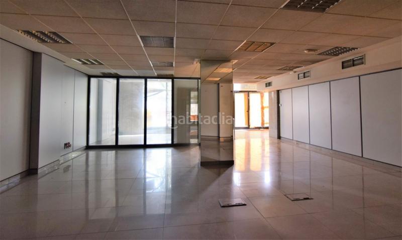 Foto 7e1ee703-8bb3-4433-8a42-7f952fed5f1f. Alquiler local comercial alquiler local comercial en calle felipe ii, 1 Navas en Barcelona