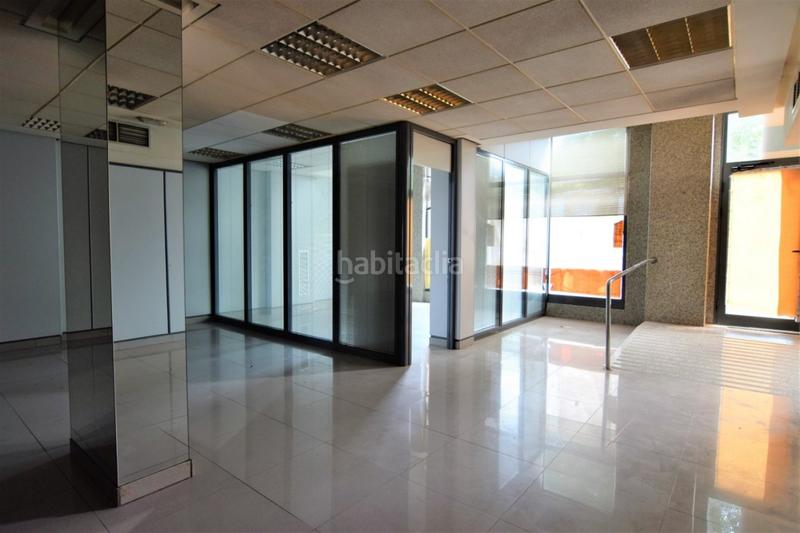 Foto ceb9fe08-bd00-4092-9816-3633548b7a73. Alquiler local comercial alquiler local comercial en calle felipe ii, 1 Navas en Barcelona