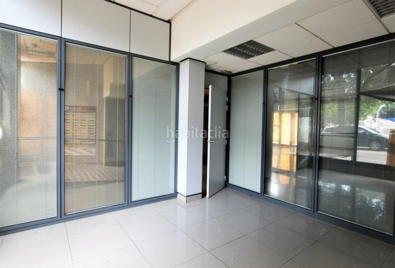 Foto da6fdf17-9dae-4878-a8f1-44655f159e59. Alquiler local comercial alquiler local comercial en calle felipe ii, 1 Navas en Barcelona