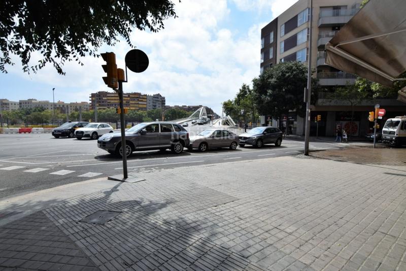 Foto f6022008-1fd3-4851-b743-9ca3621f63b1. Alquiler local comercial alquiler local comercial en calle felipe ii, 1 Navas en Barcelona
