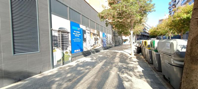 Foto 88e62e81-cad5-4efa-bacc-d9883addeb7f. Alquiler local comercial  en alquiler en calle parcerisa, 23 La Bordeta, en Barcelona