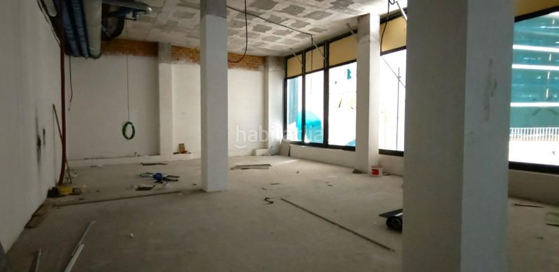 Foto e696996b-9d18-4df7-8c0f-ed0ebd8bc790. Rent business premise in La Bordeta Barcelona