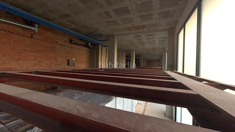 Foto 19c38f80-0ba5-4f61-9bf6-73e00ce67762. Alquiler local comercial  en alquiler en av. carrilet, 2, la marina montjuic en Barcelona