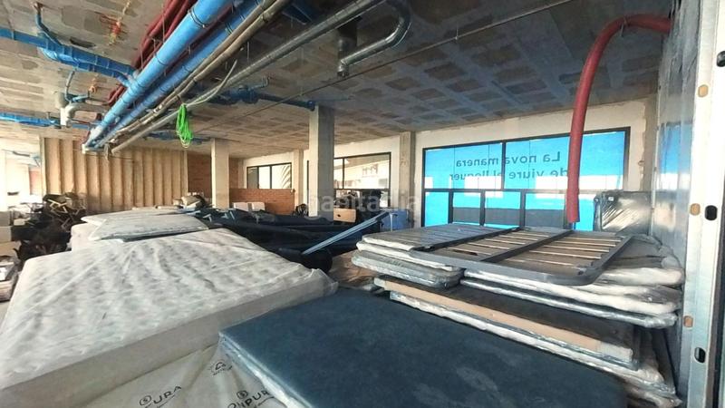 Foto 8d16791b-ee6d-4fa6-9096-50218269316e. Alquiler local comercial  en alquiler en av. carrilet, 2, la marina montjuic en Barcelona