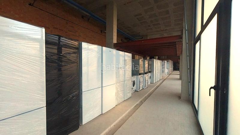 Foto a27c0daf-b1d2-41de-8f5a-64378591843e. Rent business premise in La Bordeta Barcelona